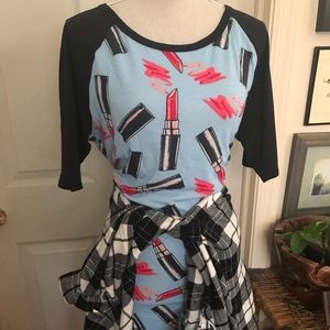 LuLaRoe lipstick Julia